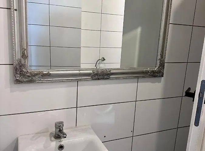 One World شقة سكنية *